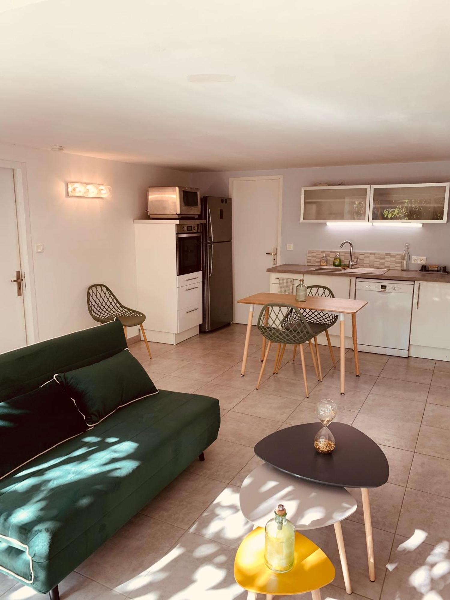 Appartement Independant Avec Jardin Et Acces Piscine Nîmes Exterior photo